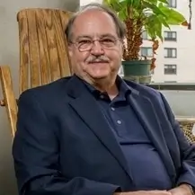 Dr. Mauricio Cortina