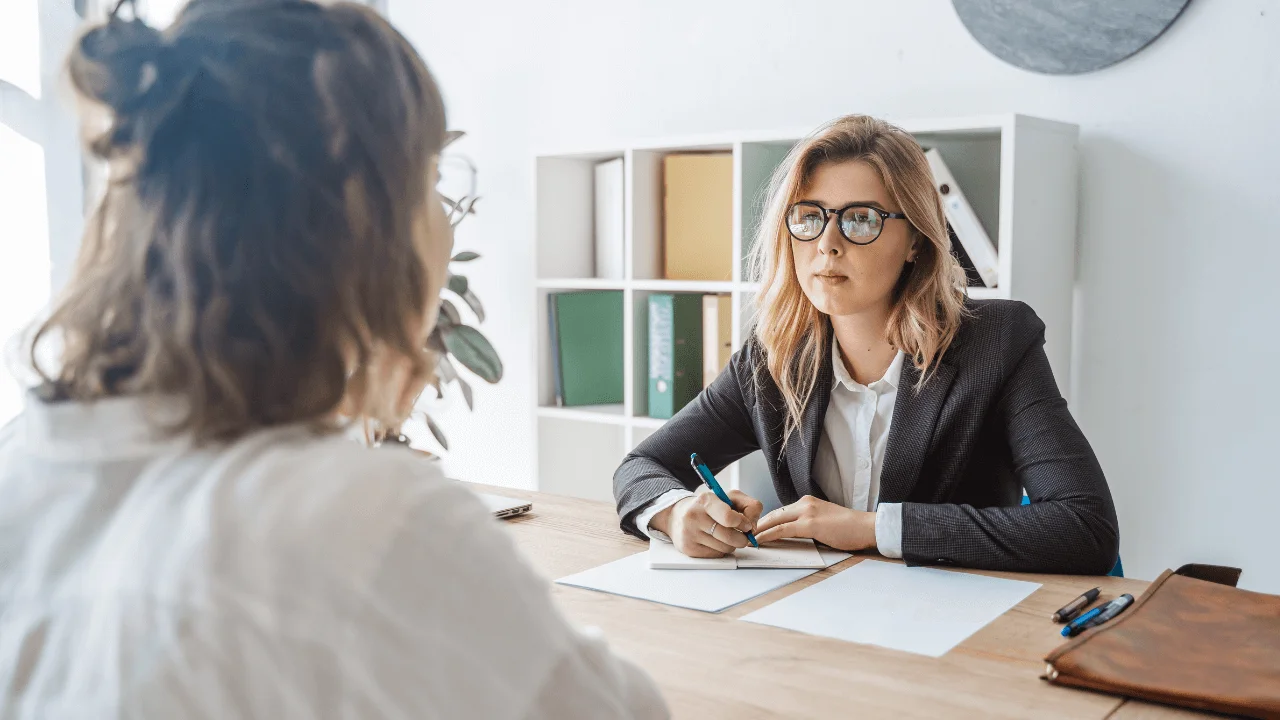 Entrevista Psicológica: ¿Cómo comenzarla y qué preguntas hacer?