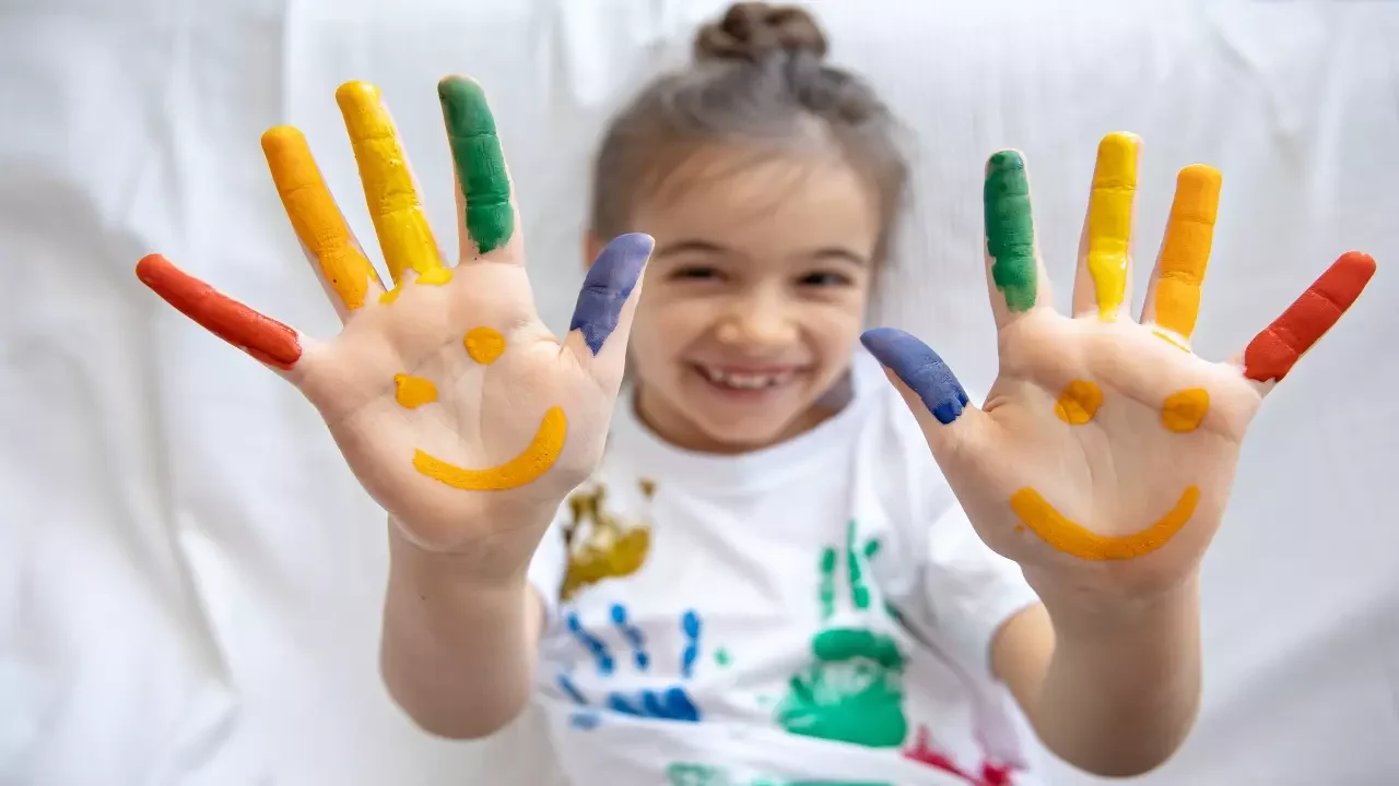 Modelo AMAR para una crianza neurodiversa