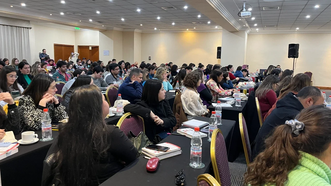 Adipa lanza su plataforma de cursos presenciales: Un nuevo espacio para el desarrollo profesional