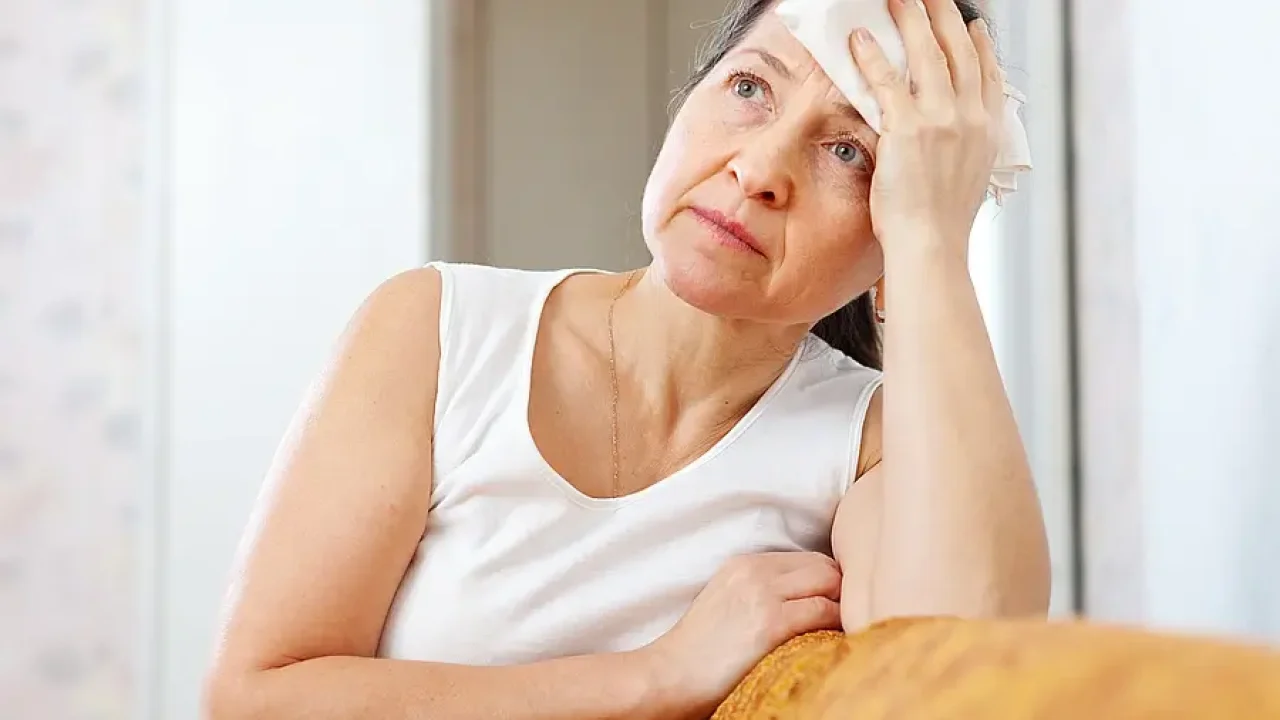 Altas temperaturas y salud mental: por qué el calor extremo afecta más a las mujeres