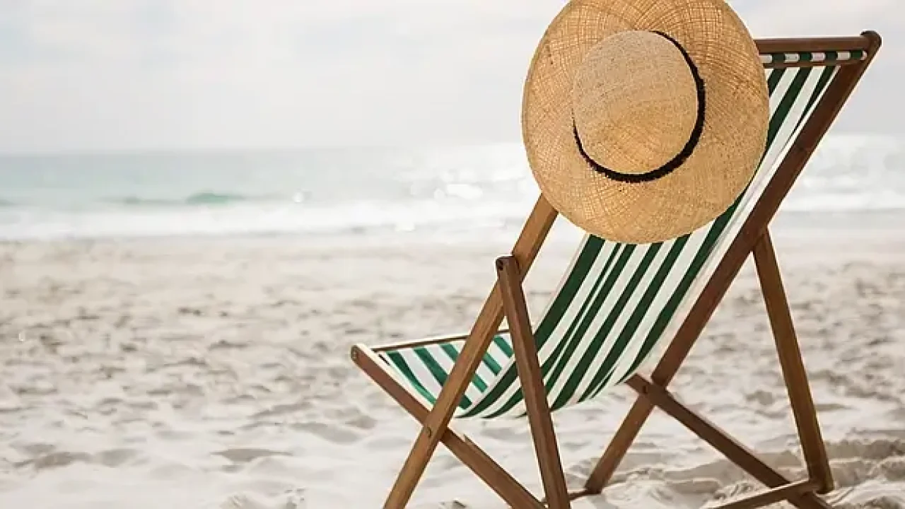 Vacaciones sin descanso: por qué tu mente no logra desconectarse y qué hacer para lograrlo