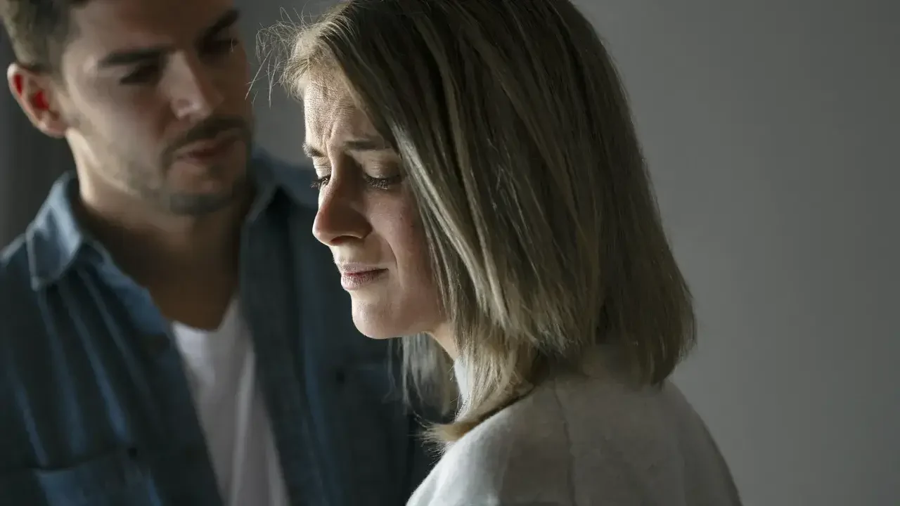 Violencia en relaciones de parejas: La importancia de advertir las señales y la intervención temprana